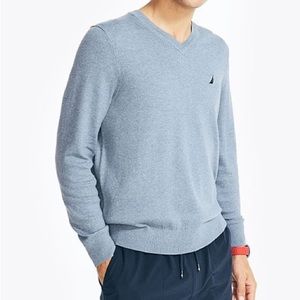 NWT Nautica Men’s V- Neck Sweater